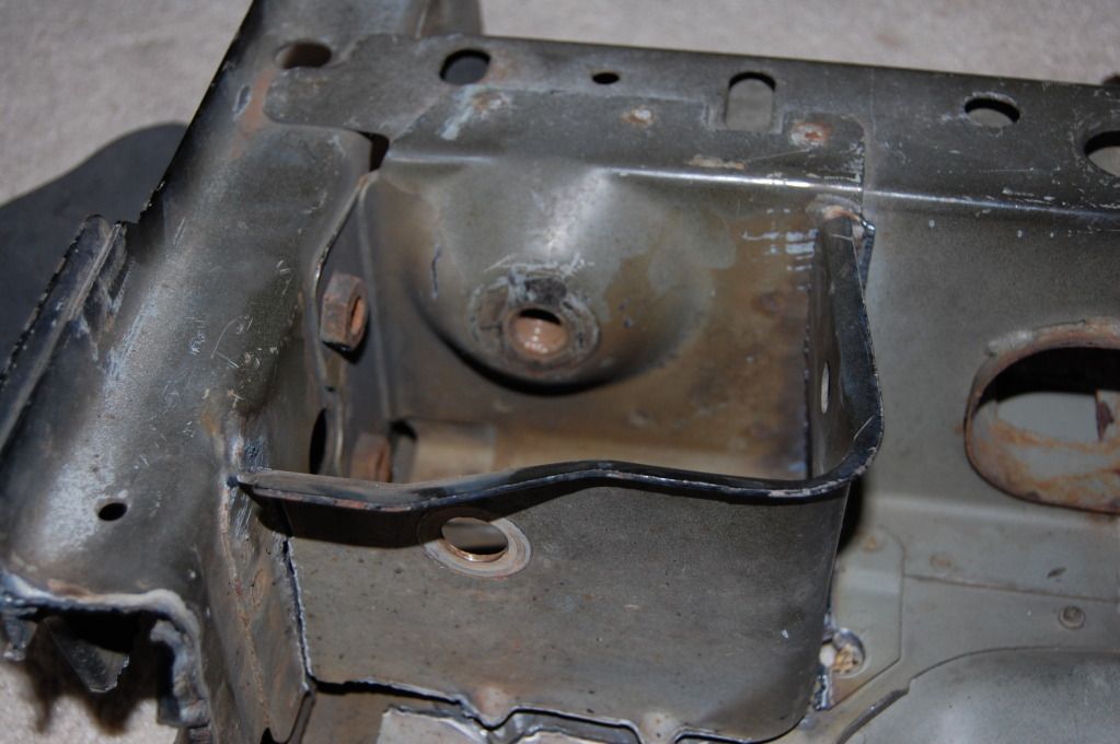 H.d. Offroad engineering no lift shackle relocation install Jeep